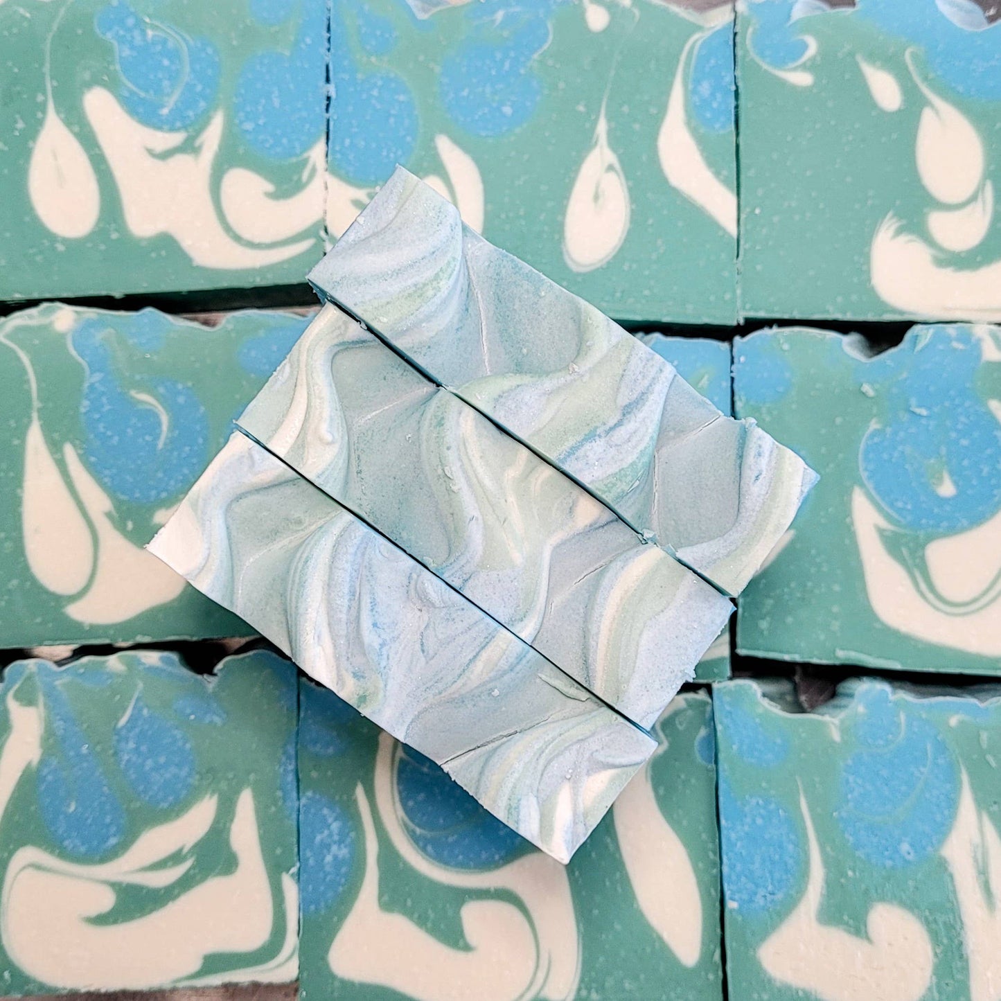 Garden District Artisan Soap - Honeysuckle & Jasmine